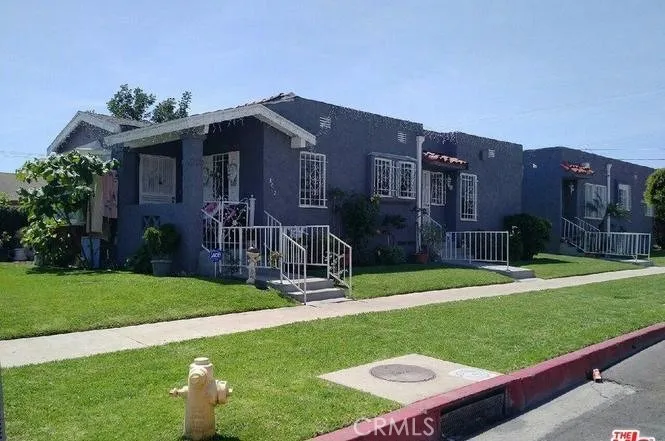302 W 107th Street, Los Angeles, California 90003 home-pic-0